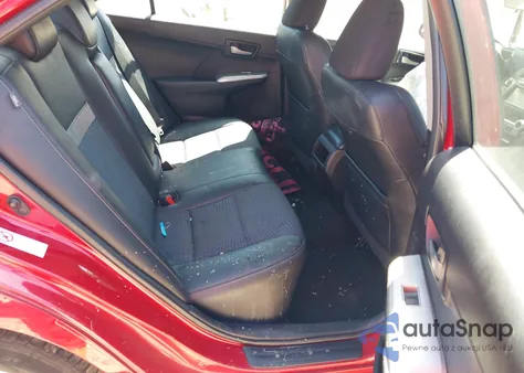 2014 Toyota Camry Se z USA, uszkodzony, nr VIN 4T1BF1FK9EU732368